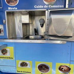 Mariscos La Morena - Hand washing station!!!!