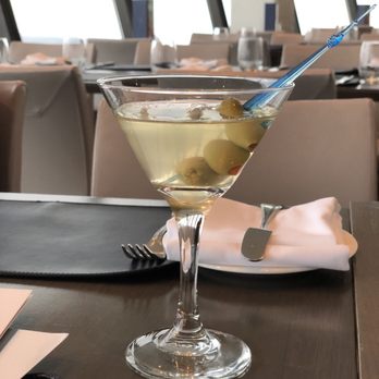360 Restaurant - $22 martini - Canadian (New) Near Me - Toronto, Ontario
