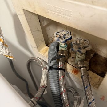 Dryer Vent Specialist - Stainless braided hoses are definitely the way to go - Air Duct Cleaning Near Me - Virginia Beach, Virginia Dryer Vent Specialist - Stainless braided hoses are definitely the way to go - Air Duct Cleaning Near Me - Virginia Beach, Virginia
