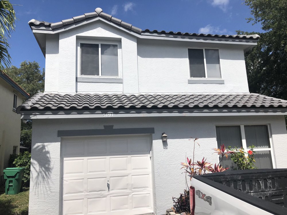 Slide of Delmar Construction and Roofing