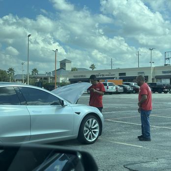 CSI Collision Specialist - Look at them. Useless. - Body Shops Near Me - Houston, Texas