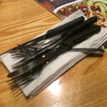 Chili's - So I guess they don't have time to roll the silverware here either - Bars Near Me - Pensacola, Florida Chili's - So I guess they don't have time to roll the silverware here either - Bars Near Me - Pensacola, Florida