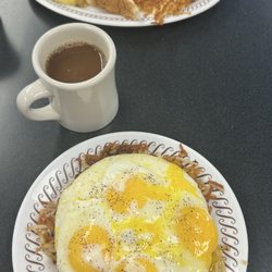 Waffle House - 4-Eggs, hash browns, and a Western omelette