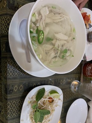 Sawaddee Ka Thai Cuisine & Pho by null
