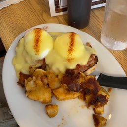 Eggs Benedict Eggs Benedict