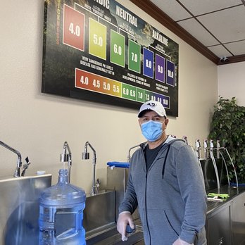 The Water Barrel - Dave Balders is excellent and assisting me for 5 gallon of water. - Water Stores Near Me - Fullerton, California The Water Barrel - Dave Balders is excellent and assisting me for 5 gallon of water. - Water Stores Near Me - Fullerton, California