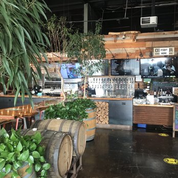 Belching Beaver Pub 980 - Brewpubs Near Me - Vista, California Belching Beaver Pub 980 - Brewpubs Near Me - Vista, California