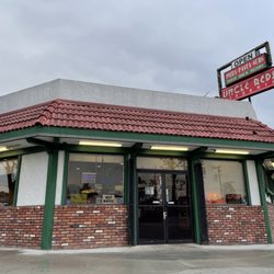 Uncle Reds Pizzeria
