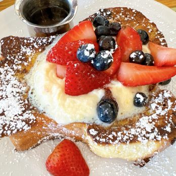 Sonoma Valley Farmhouse  - French toast - American Near Me - Sonoma, California