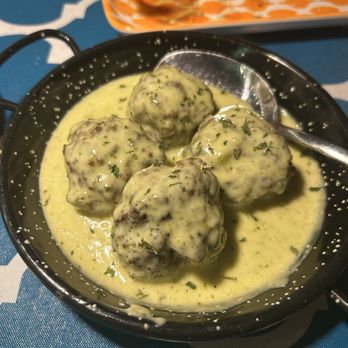 El Pimiento Restaurant - Meet ball - Tapas Bars Near Me - Miami Lakes, Florida El Pimiento Restaurant - Meet ball - Tapas Bars Near Me - Miami Lakes, Florida