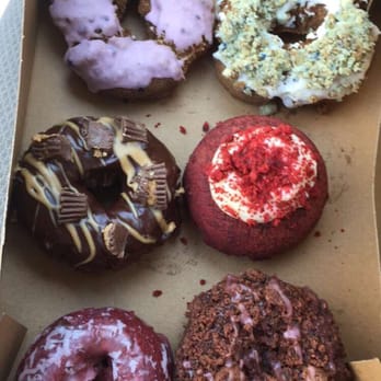Cake Among Us - Desserts Near Me - Rancho Cucamonga, California