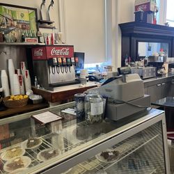 Timberlakes Drug Store - Pie counter and soda machine