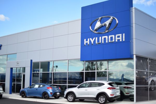 HYUNDAI MEDFORD - Updated July 2025 - 22 Photos & 58 Reviews - 5000 ...