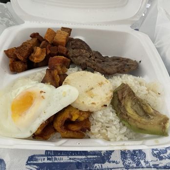 Patacon Pisao - Doral - Bandeja Paisa Especial - Colombian Near Me - Doral, Florida Patacon Pisao - Doral - Bandeja Paisa Especial - Colombian Near Me - Doral, Florida