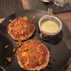 Hoof & Vine - Crab Cakes
