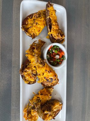 RedSeven Kitchen + Cocktail by null