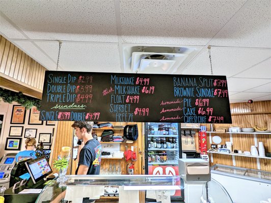 Pungo Pizza & Ice Cream by null
