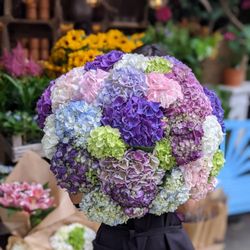 Flower Station - Hydrangea Bouquet