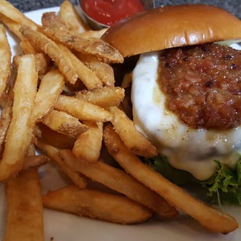 Courthouse Pub - Bourbon Bacon Cheeseburger and pub fries - New American Near Me - Manitowoc, Wisconsin