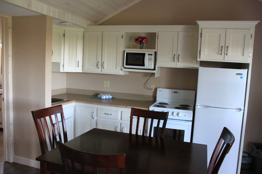 RUSTICO ACRES COTTAGES Updated July 2024 7567 Cavendish Rd, North