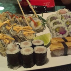 Talerz z sushi