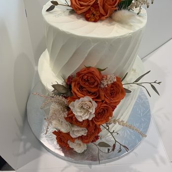 Jenny B Floral Design - wedding cake #1 - Florists Near Me - Fullerton, California