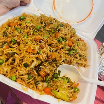 Hot N Spicy Restaurant - Veg Fried Rice - Indian Near Me - Irving, Texas