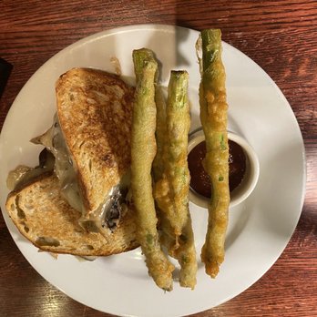 North Harbor Club - Grilled cheese - New American Near Me - Davidson, North Carolina North Harbor Club - Grilled cheese - New American Near Me - Davidson, North Carolina