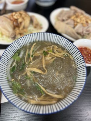 Bun Vit Thanh Da by null