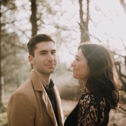 Zuma Tan Seattle, Organic Airbrush Tanning - Zuma tan client with natural glow for engagement shoot. Seattle spray tan