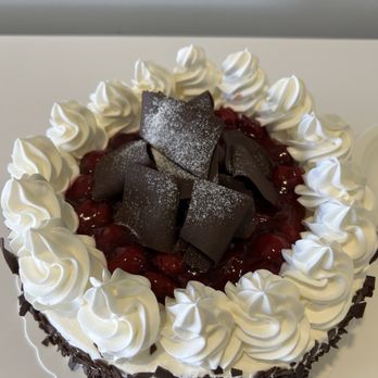 85°C Bakery Cafe-Irvine - Chocolate cake - Coffee & Tea Near Me - Irvine, California