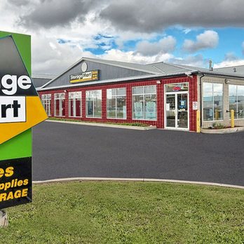 StorageMart - Self Storage Near Me - Maple, Ontario