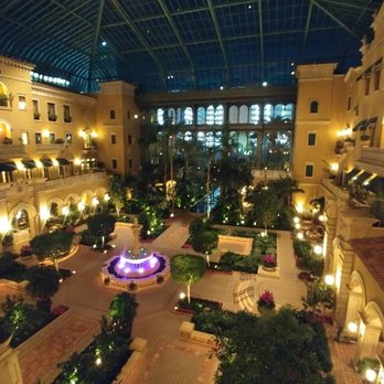 The Mansion - Night balcony - Hotels Near Me - Las Vegas, Nevada