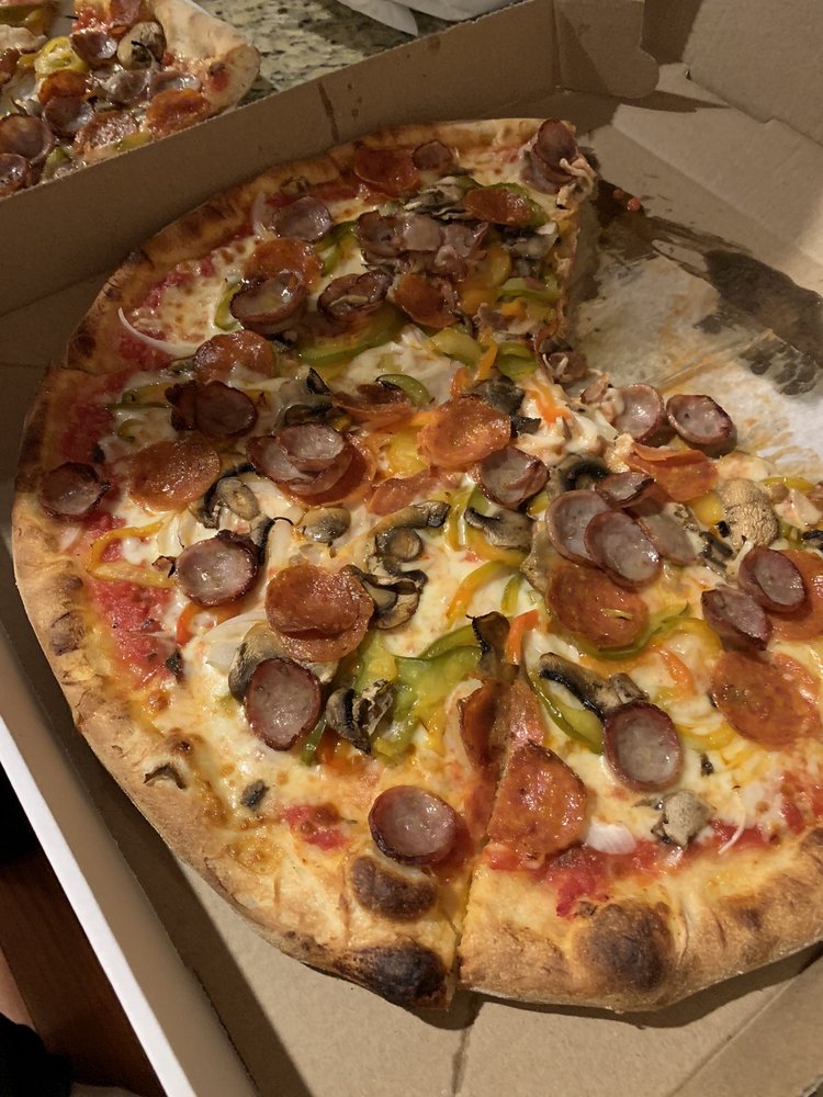 CLEMENTE’S PIZZERIA AND CAFE ITALIANO 29 Photos & 72 Reviews 430 E