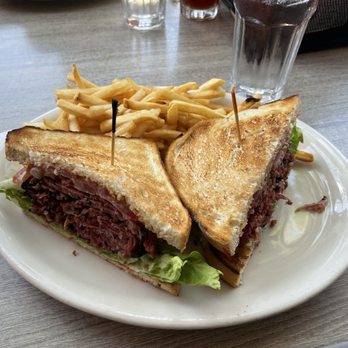 Nate'n Al's - Nate n Al's sandwich - Delis Near Me - Beverly Hills, California Nate'n Al's - Nate n Al's sandwich - Delis Near Me - Beverly Hills, California