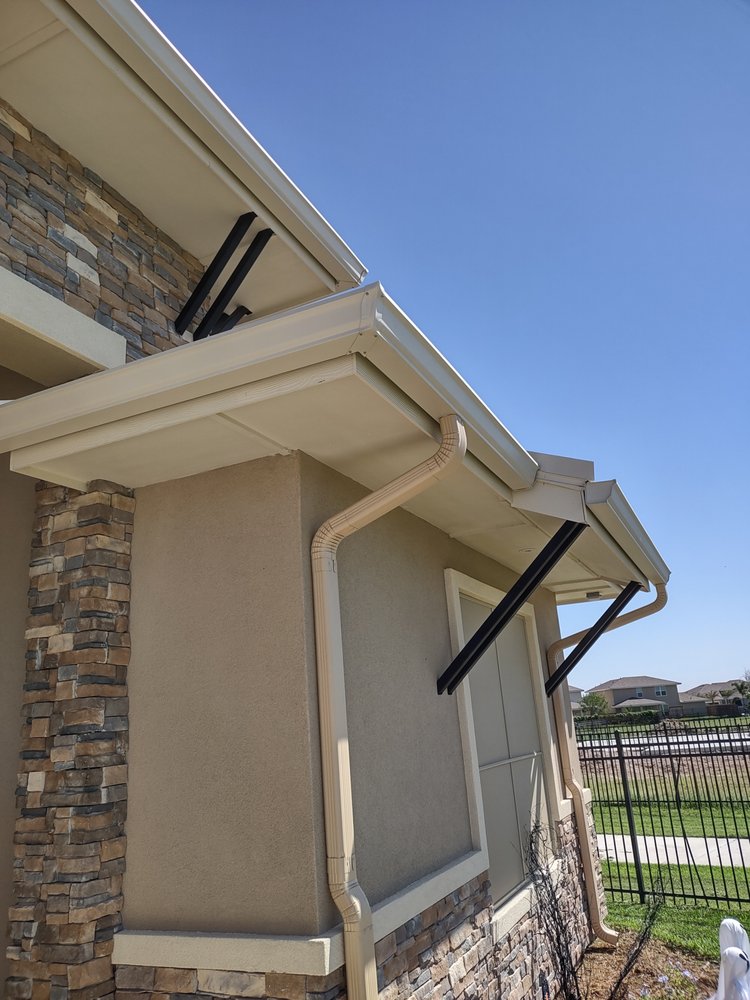 Slide of Phenix Remo & Roofing RGV