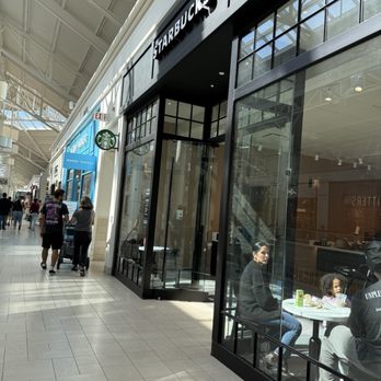 Starbucks - Coffee & Tea Near Me - Danbury, Connecticut