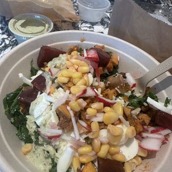 CHOPT CREATIVE SALAD - Updated February 2026 - 16 Photos - 2207 Crocker