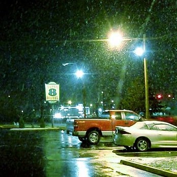 Super 8 by Wyndham Bath Hammondsport Area - Parking Lot - Hotels Near Me - Bath, New York Super 8 by Wyndham Bath Hammondsport Area - Parking Lot - Hotels Near Me - Bath, New York