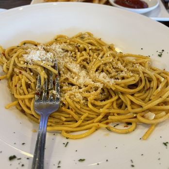 Onlywood Grill - Garlic & olive oil pasta. - Italian Near Me - Key West, Florida Onlywood Grill - Garlic & olive oil pasta. - Italian Near Me - Key West, Florida