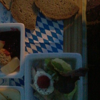 Restaurant Der Altwirt - Drei bayerische Tapas à € 3,- - German Near Me - Lenggries, BY Restaurant Der Altwirt - Drei bayerische Tapas à € 3,- - German Near Me - Lenggries, BY