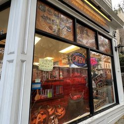 Sweet Ambateno bakery - Outdoors