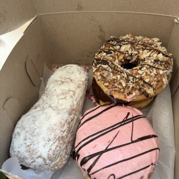 Neil’s Donuts - Donuts Near Me - Middletown, Connecticut