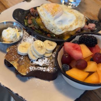 Egg Harbor Cafe - Eggceptional Skillet Combo - Breakfast & Brunch Near Me - Chicago, Illinois Egg Harbor Cafe - Eggceptional Skillet Combo - Breakfast & Brunch Near Me - Chicago, Illinois