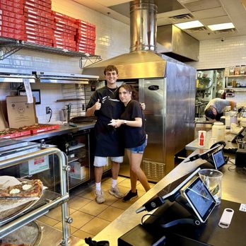 Joe's New York Pizza - Staff - Pizza Near Me - Henderson, Nevada