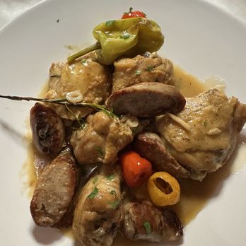 Don Cheech - Chicken Scarpariello Dinner - Italian Near Me - Staten Island, New York