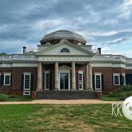 Exterior outside entrance of Thomas Jefferson's Monticello - Charlottesville, Virginia Exterior outside entrance of Thomas Jefferson's Monticello - Charlottesville, Virginia