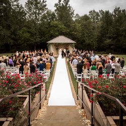 Summit Club - A beautiful outdoor wedding at The Summit Club