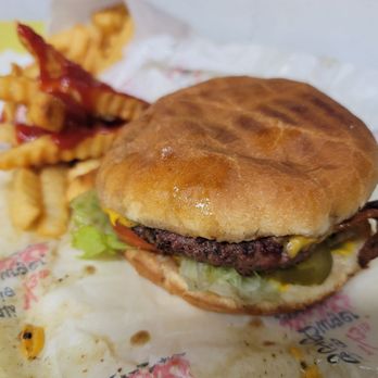 Al's Big Burger - Char bacon cheeseburger with fries at Al' Burgers on 8/29/24 - Burgers Near Me - Albany, California Al's Big Burger - Char bacon cheeseburger with fries at Al' Burgers on 8/29/24 - Burgers Near Me - Albany, California