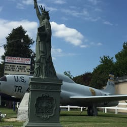 American Legion Walter L Fox Post 2 - Another Picture of the front
